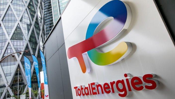 Closeup shot of Total Energies logo